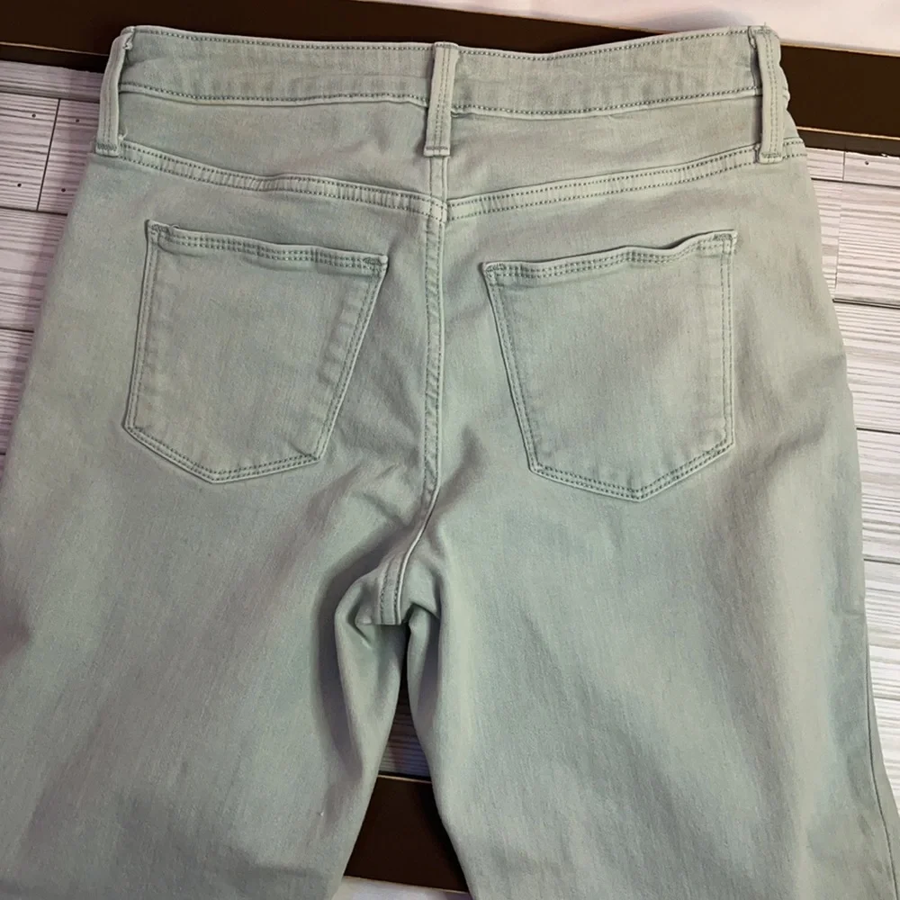 🔥 SALE UNIVERSAL THREAD White Washed High Rise Jeans | Size 4/27